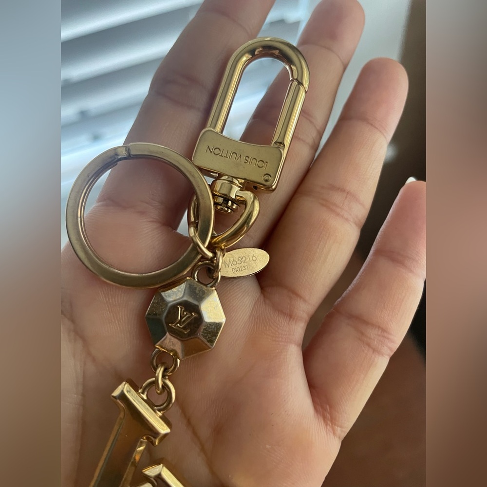Louis Vuitton Gold Keychain - Picture 7 of 10
